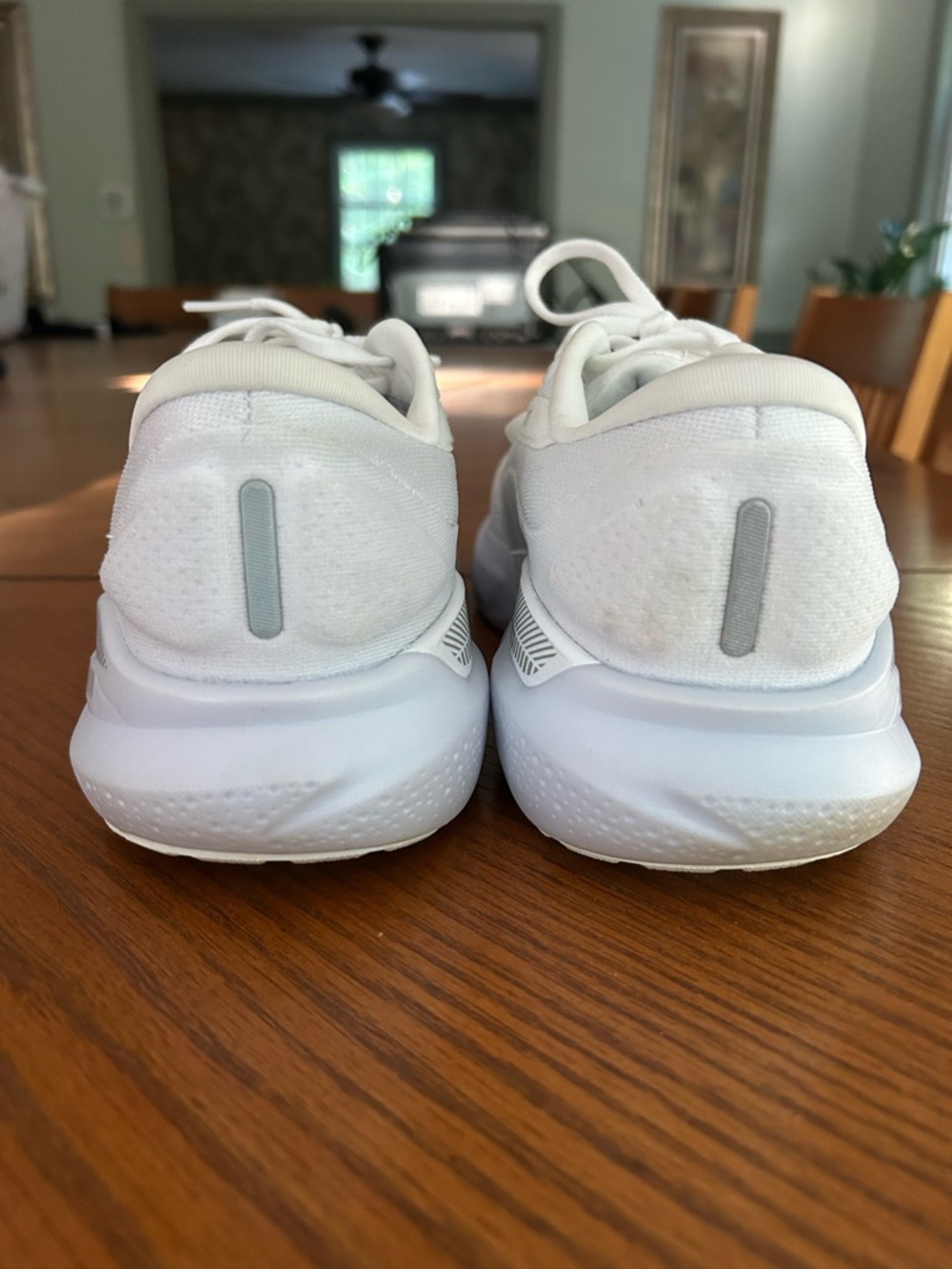 Women's Brooks Adrenaline 24 GTS Running Shoes size 9 1/2 - Picture 5 of 11